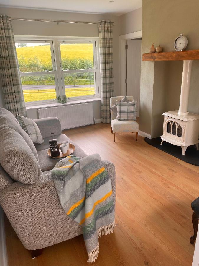 The Gate Lodge At Dunnanew - 4 Star- Sleeps 5 Seaforde Eksteriør billede