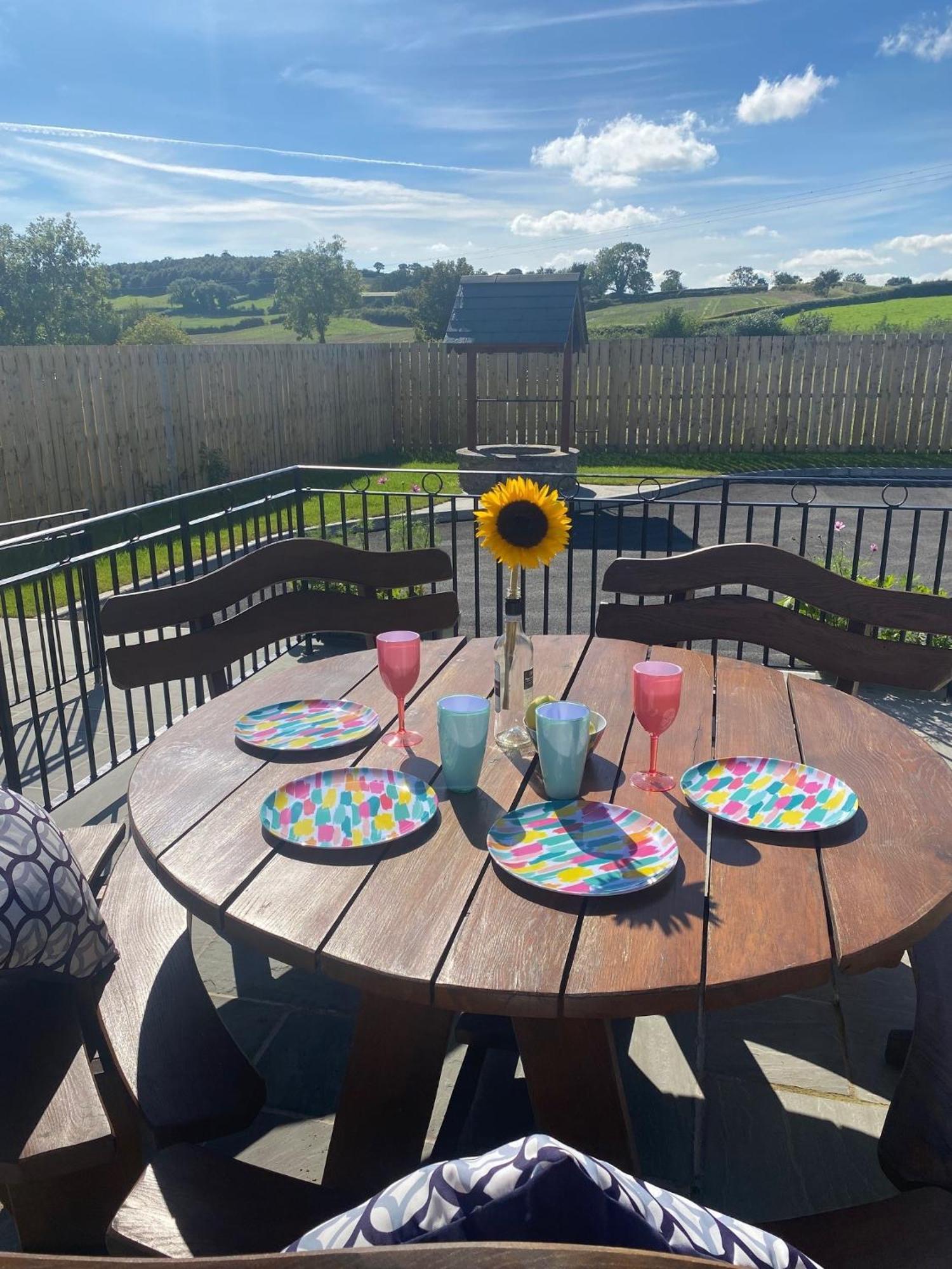 The Gate Lodge At Dunnanew - 4 Star- Sleeps 5 Seaforde Eksteriør billede